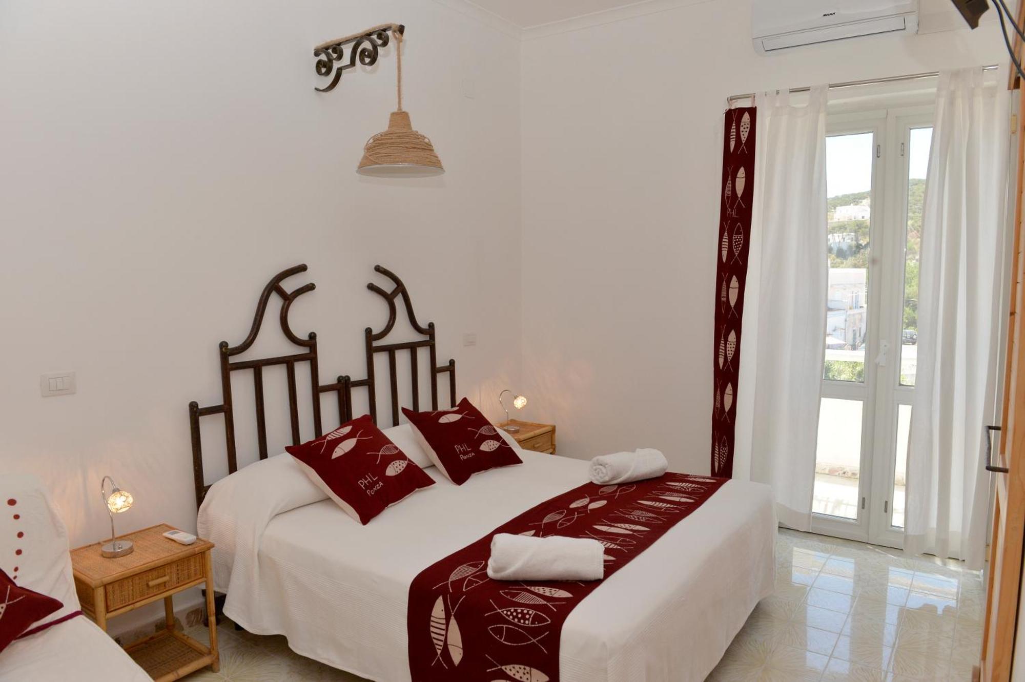 Piccolo Hotel Luisa Ponza Buitenkant foto