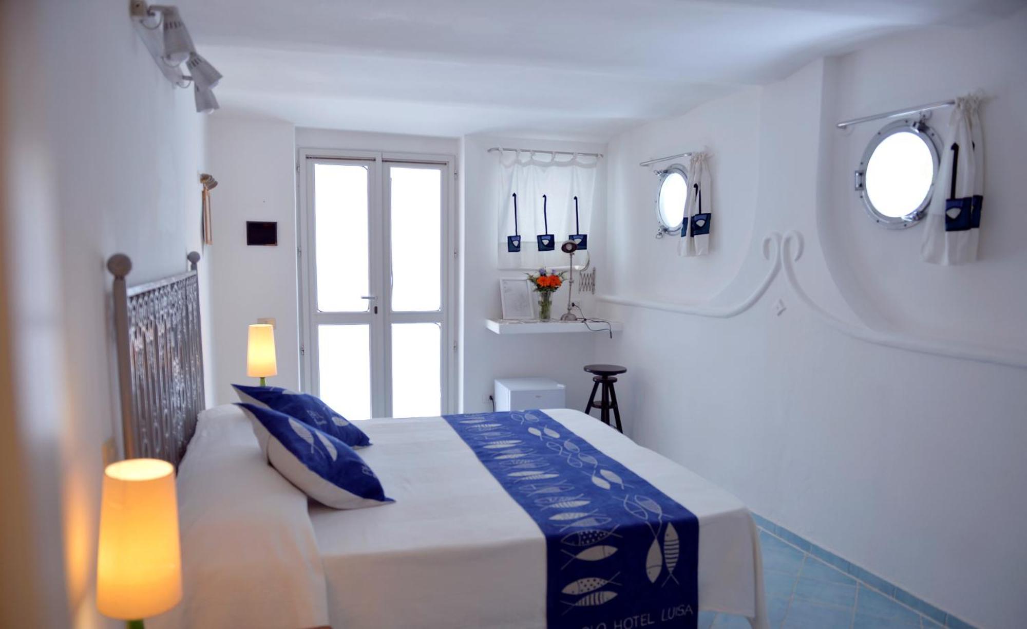 Piccolo Hotel Luisa Ponza Buitenkant foto